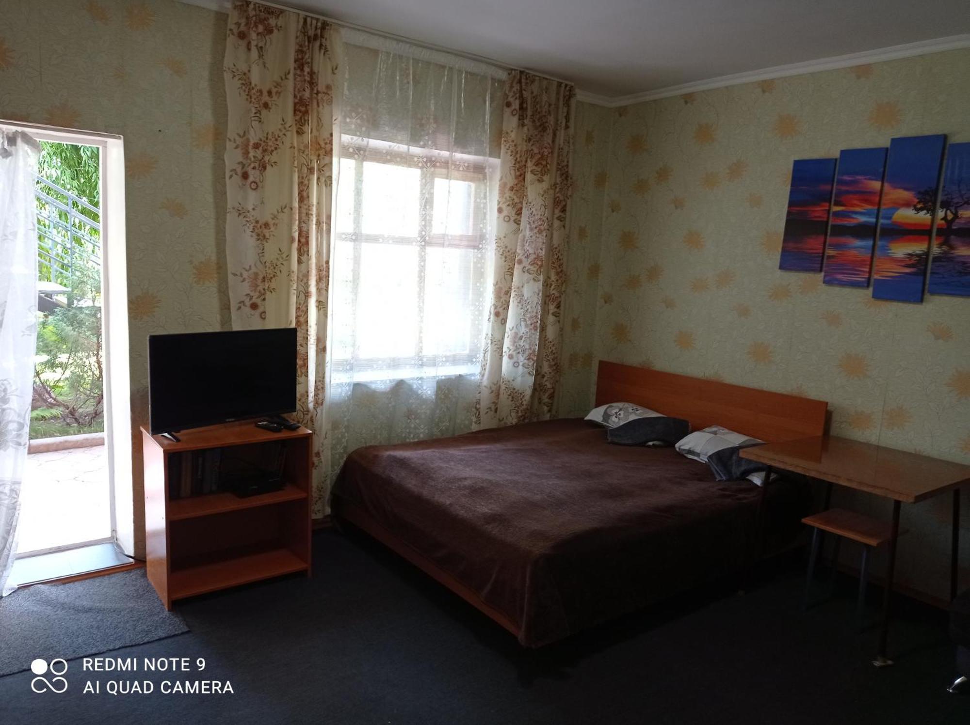 Podsolnukhi Guest House โชลปอน-อาตา ภายนอก รูปภาพ