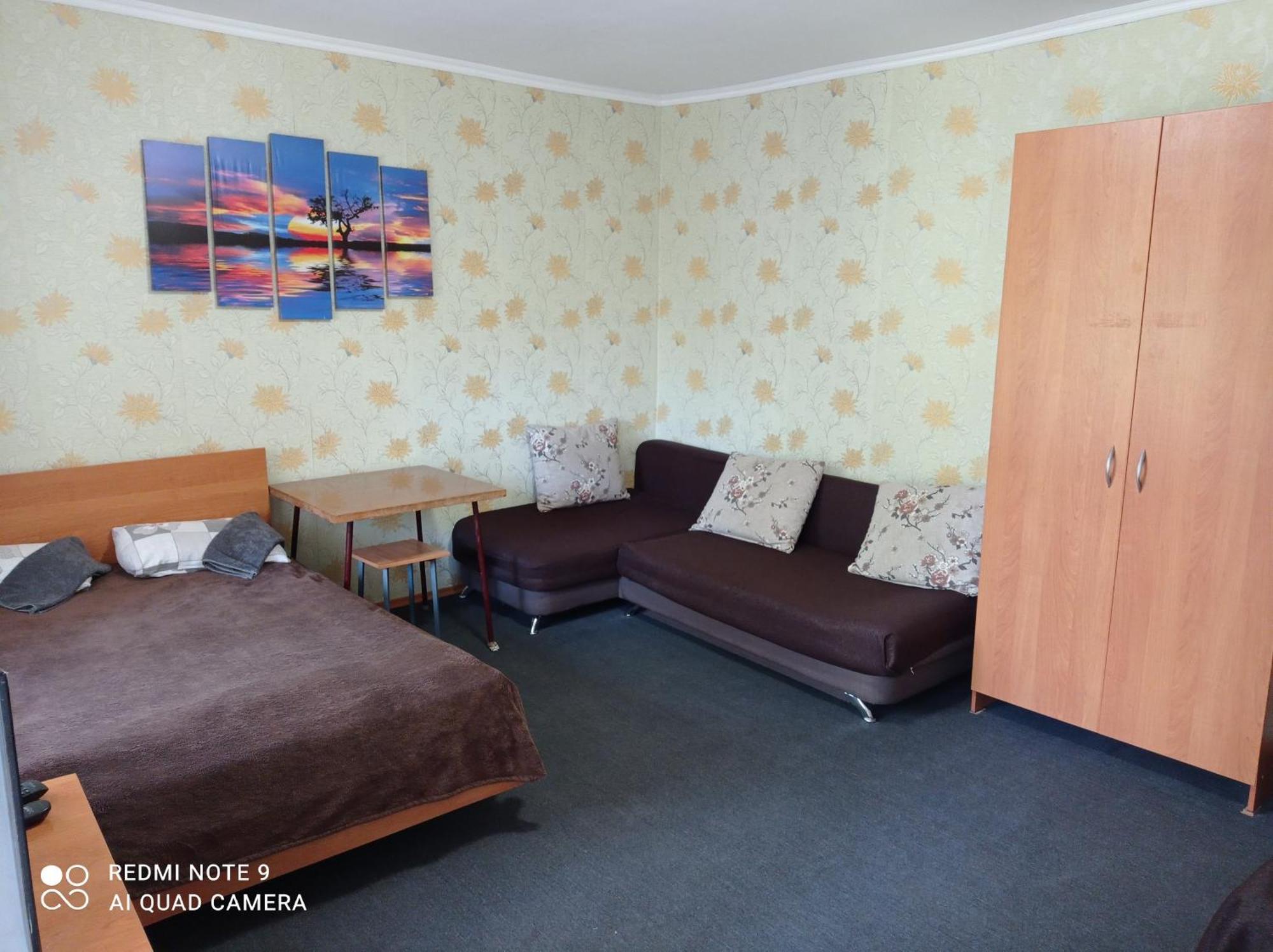 Podsolnukhi Guest House โชลปอน-อาตา ภายนอก รูปภาพ
