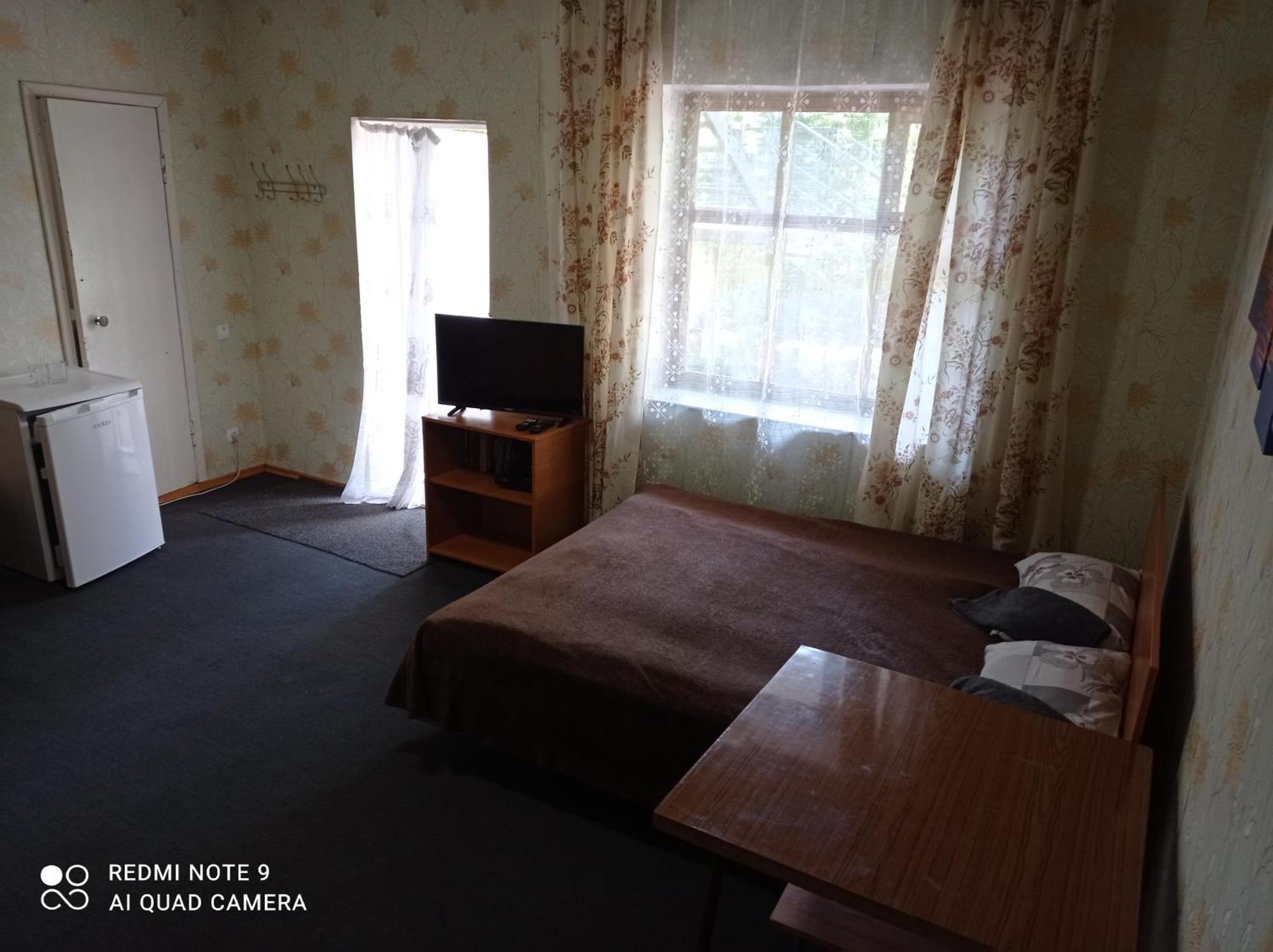 Podsolnukhi Guest House โชลปอน-อาตา ภายนอก รูปภาพ